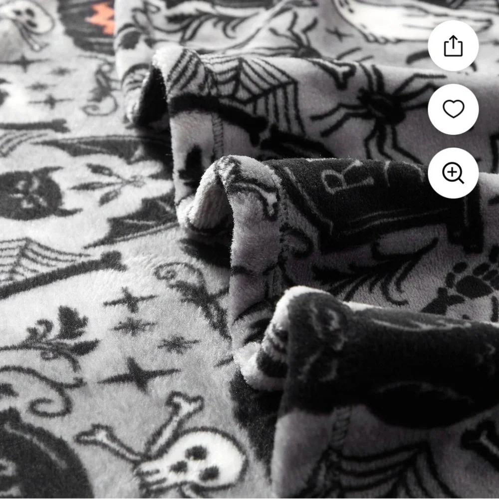 🎃 CELEBRATE HALLOWEEN OVERSIZED PLUSH THROW 50x70 Blanket